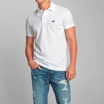 Camisa polo masculina branca com logo azul huntermann®